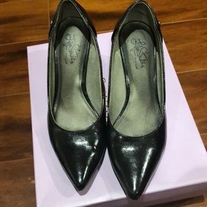 Life Stride pumps